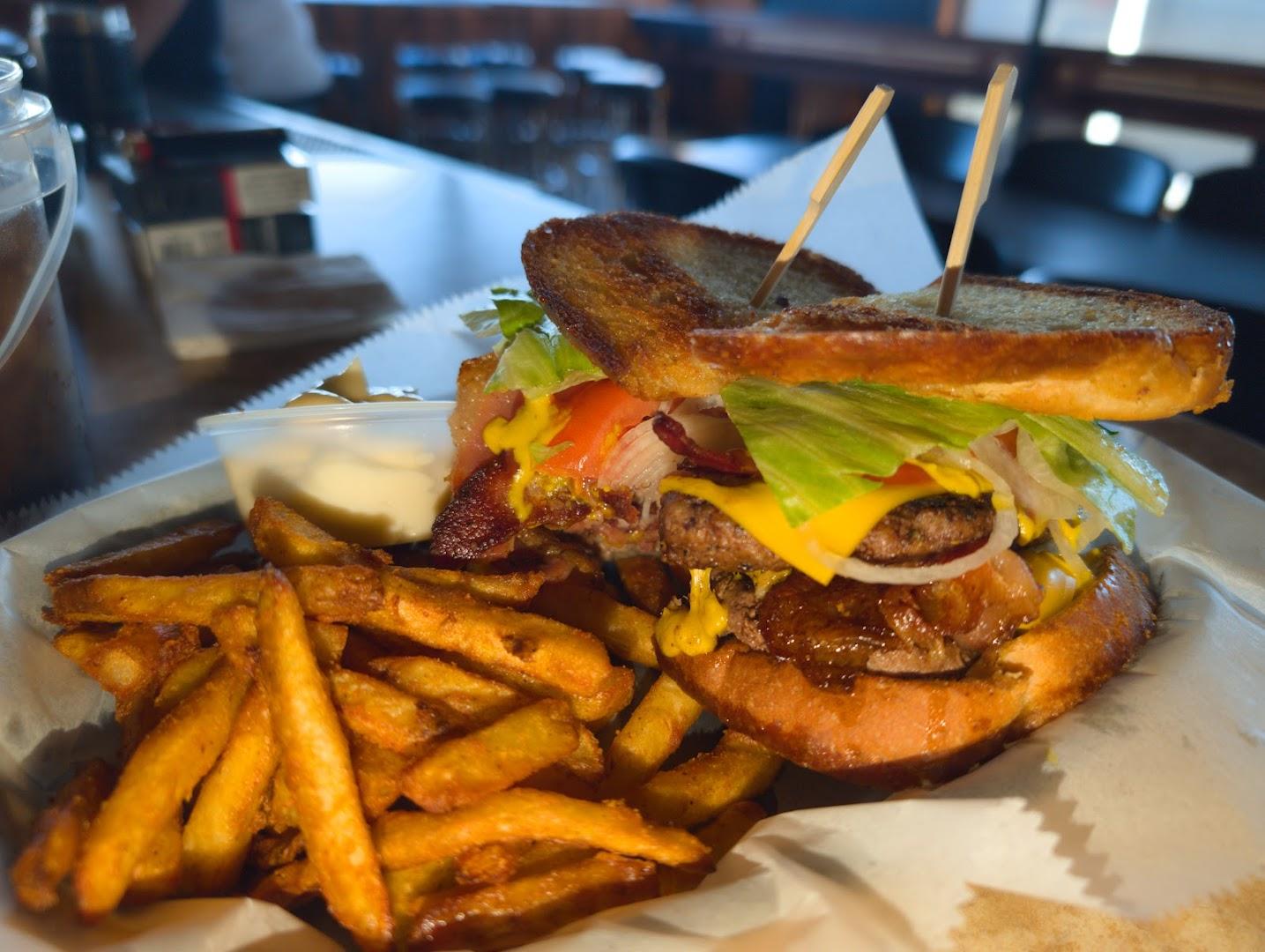 Satch's Bar and Grill